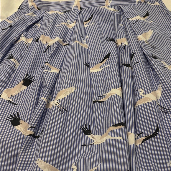 Who What Wear blue & white striped pleated midnskirt SZ 16 A-line w/crane bird - Picture 10 of 11